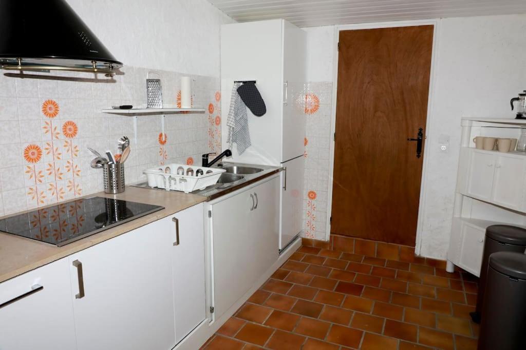 Loft La Perriere, Un Oasis En Pleine Ville Cholet Bagian luar foto